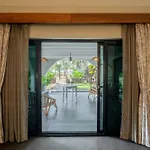 C Roque Beach Resort